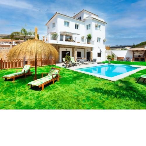 Holiday Home Villa Caleta