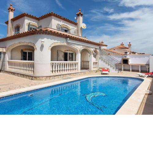 Holiday Home Villa Kikidona