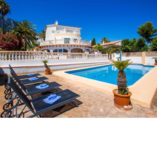 Holiday Home Villa Polonia Mouche