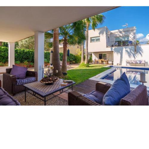 Holiday Home Villa Sa Colonia