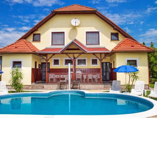 Holiday Home Yellow 1