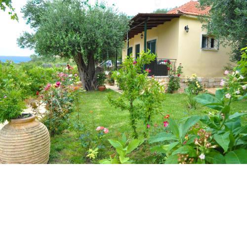 Holiday House Angelos A on Agios Gordios Beach