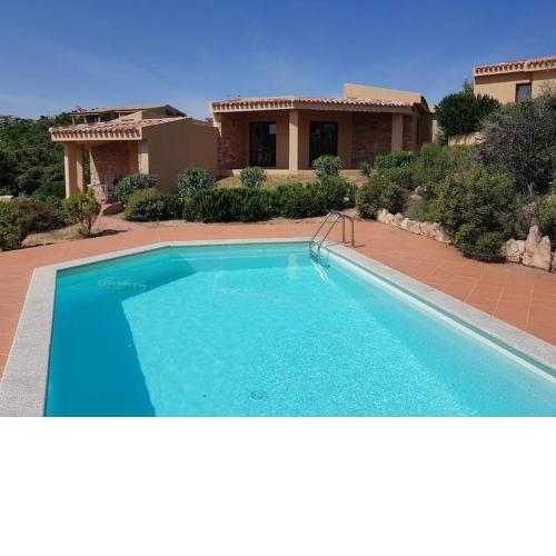 Holiday House “Villa Alice” with swimming pool