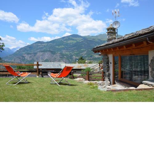 Holiday house with garden and enchanting view