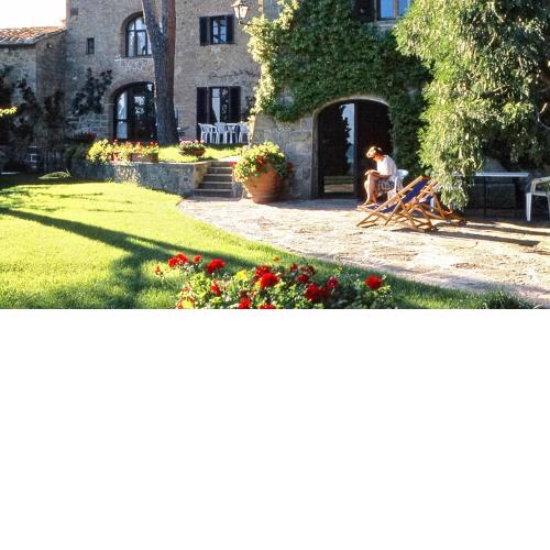 Holiday in an antique Tuscan Farm apt IL GIARDINO