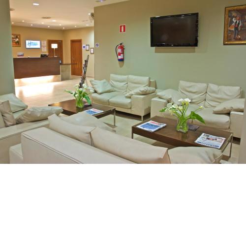 Holiday Inn Express Campo de Gibraltar-Barrios, an IHG Hotel