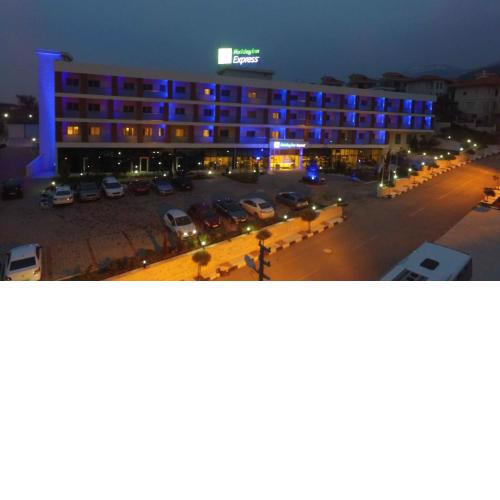 Holiday Inn Express Manisa-West, an IHG Hotel
