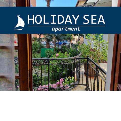 Holiday sea 1