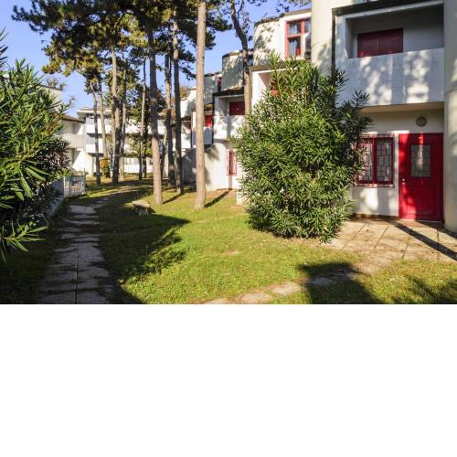 Holiday Village