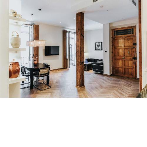 Holidays2Malaga Beatas 3 bedroom & French balcony