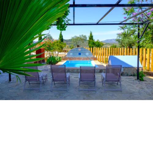 Holidays2Malaga Fresquedal 2 bedrooms apartment with pool, BBQ, WiFi in countryside