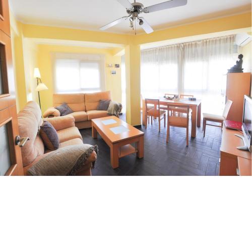 Holidays2Malaga Hermosilla 3 dormitorios & parking Wifi Fibra 600 MG