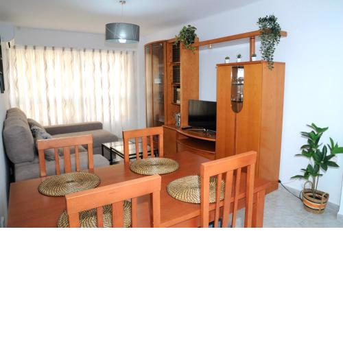 Holidays2Malaga Paseo Los Tilos 3 dormitorios FIBRA WIFI Ideal para teletrabajar
