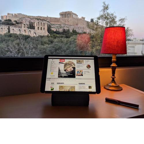 Holodek Apartments : Parthenon