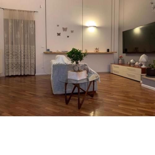 Home 18