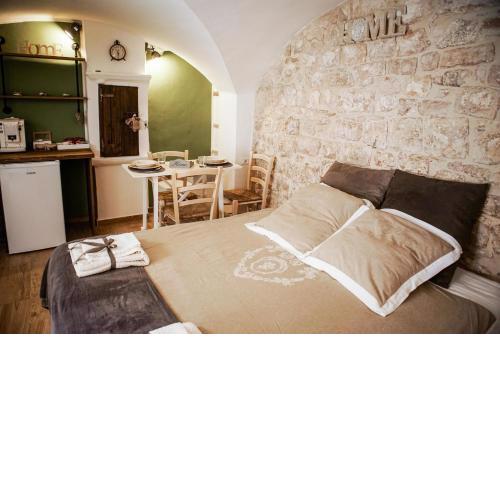 HOME 5 - Via Nuova