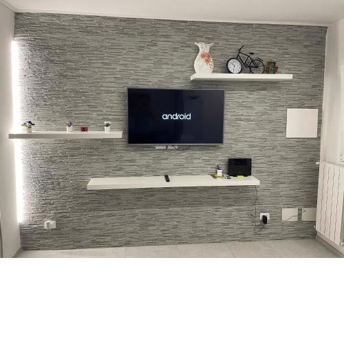 Home Cerraj