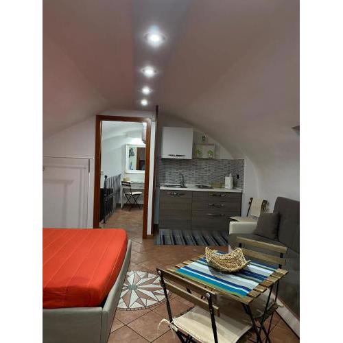 Home in love: balconcino spaccanapoli