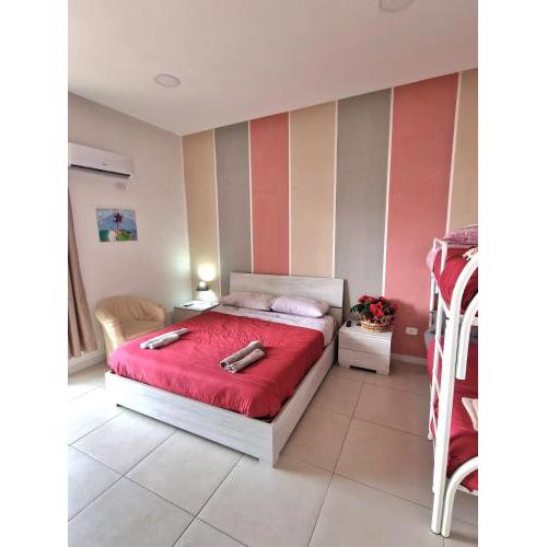 Home Regina Giovanna
