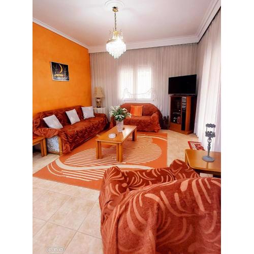 "Home Sweet Home" 3Rooms Premium Big House 110m Thessaloniki FREE MORNING SNACKS - FREE INDOOR PARKING !