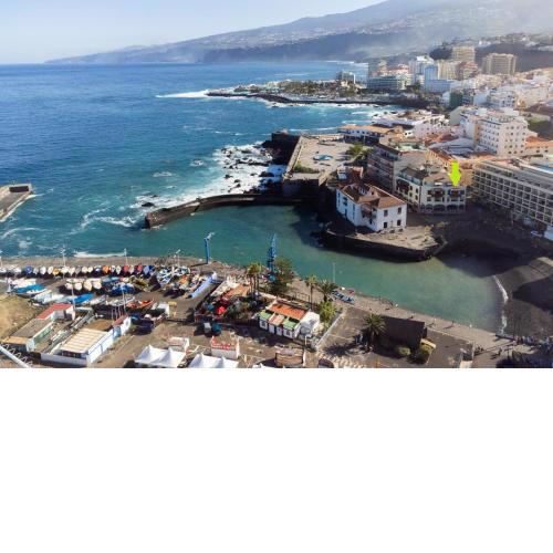 Home2Book Beachfront Canarian Style Balcony House