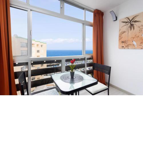Home2Book Candemar Ocean View
