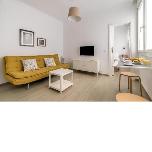 Home2Book Charming Apt Santa Catalina Holidays