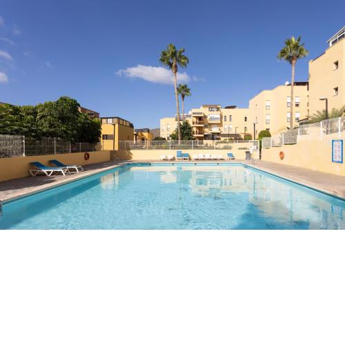 Home2Book Cozy Apartment Parque La Reina, Pool