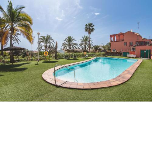 Home2Book Cozy Pasito Blanco, Wifi & Pool
