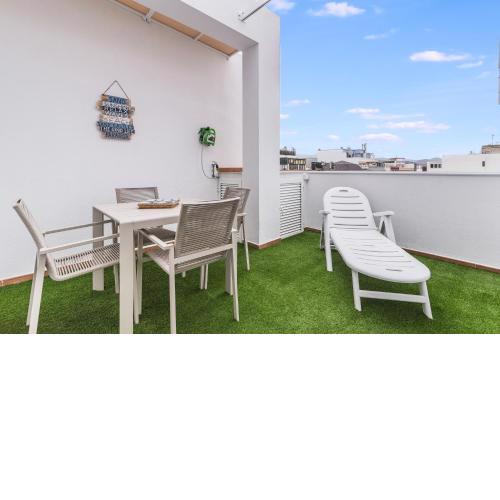 Home2Book El Perenquén Las Canteras