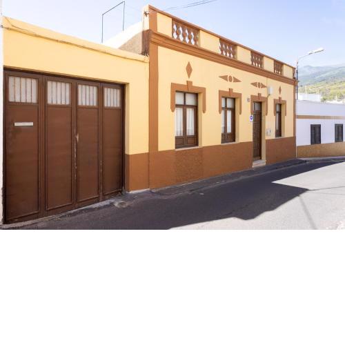 Home2Book La Cruz de Arafo, BBQ & Terrace