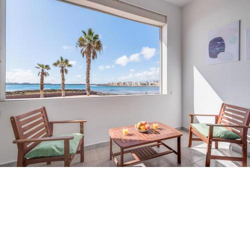 Home2Book Lovely Beachfront Apt Arinaga Green