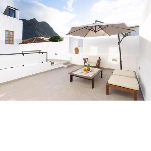 Home2Book Spectacular Studio Los Silos, Terrace