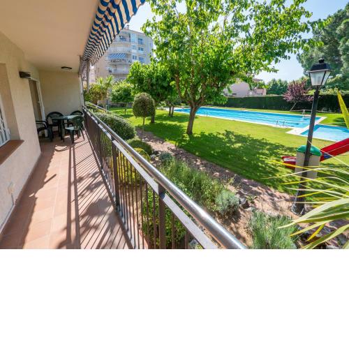 HomeHolidaysRentals Space