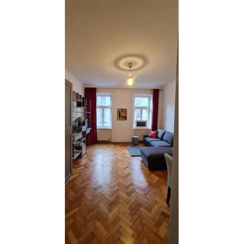 Homelike City Apartment