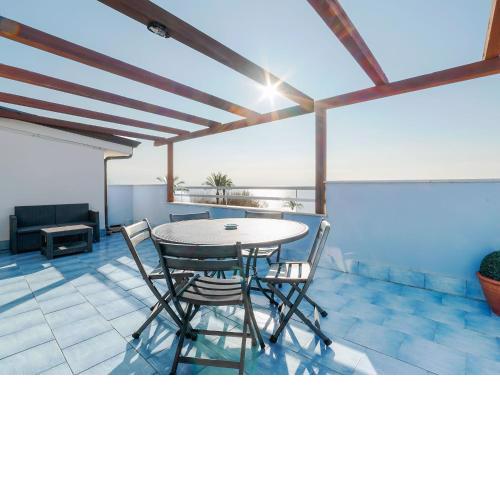 Homely Apartment in Policastro Bussentino with Terrace
