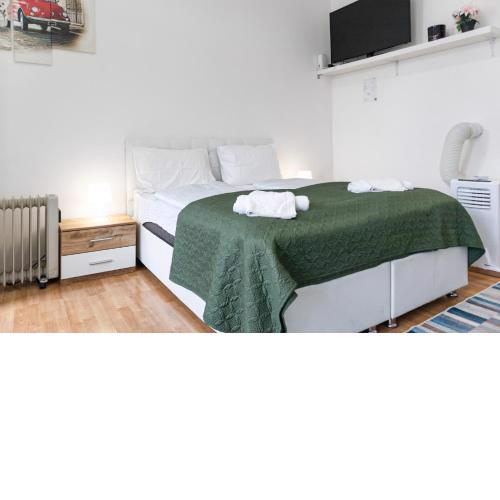 Homely Studio w/ Free Coffee near Millenium Tower