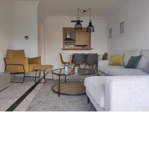 HomelyStay - Marbella, Marina Banus