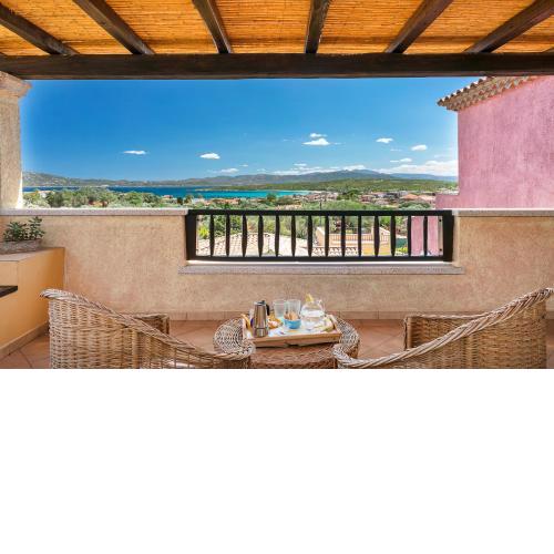 Homey Experience - Terrace Sea View Apartment