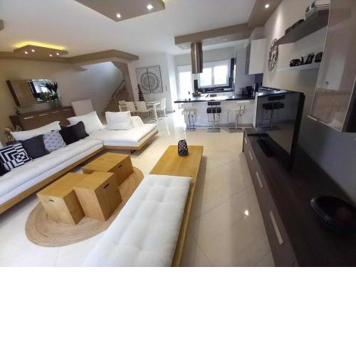 Homing Volos Exclusive Luxury Residence