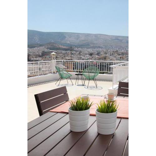 Homz AH02 Kolonaki Penthouse Studio