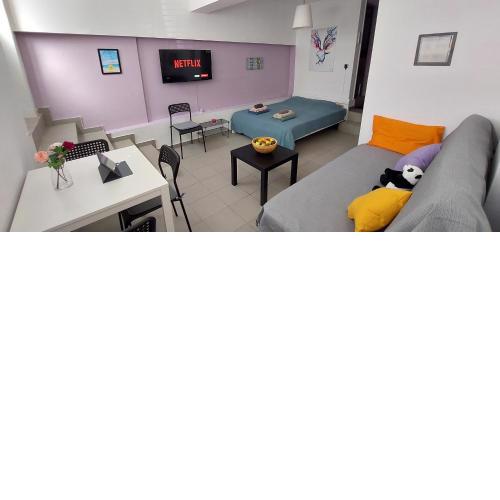 HoneyBee 1 - Sunny Studio in the center of Rafina