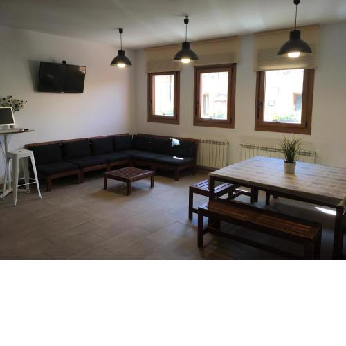 Hornillos Meeting Point (Pilgrim Hostel)