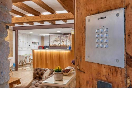 Hostal 977