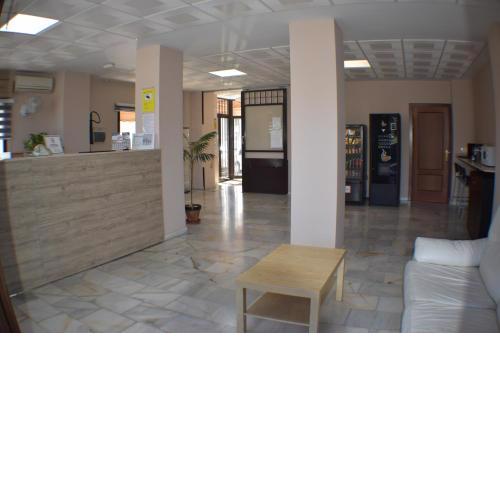 Hostal Alamare