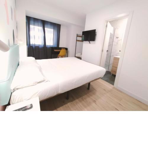 Hostal Carmen by gaiarooms