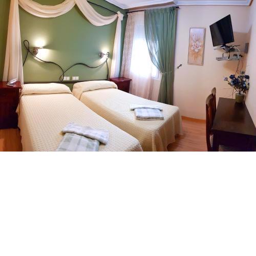 Hostal De La Torre Hostal Economico