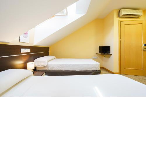 Hostal Frasca by Vivere Stays