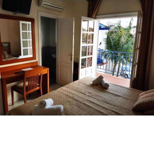 Hostal Marazul