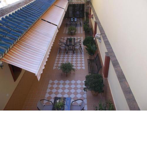 Hostal Monteolivos